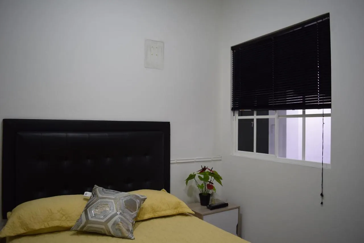 B&B Habitaciones Amobladas Medellín 0*,  Colombia