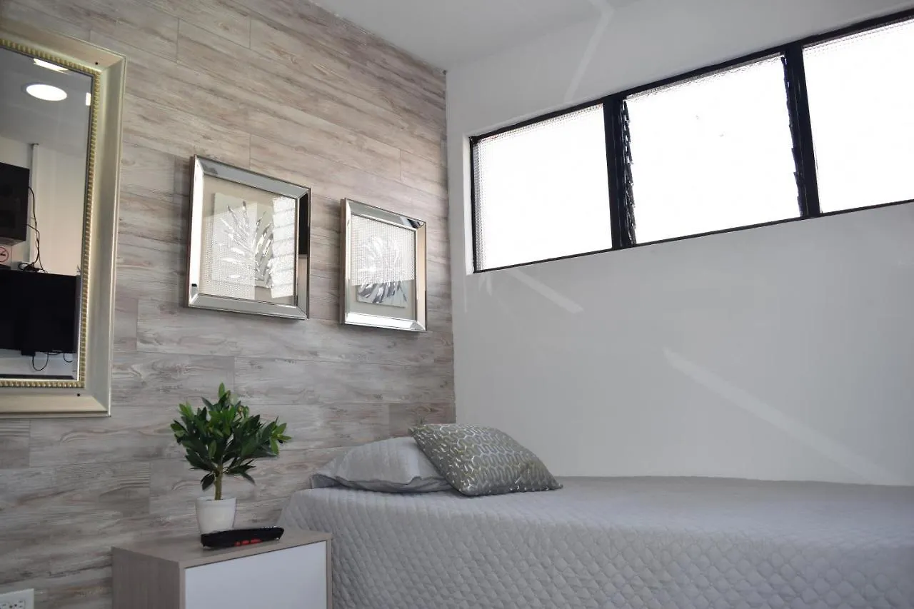 B&B Habitaciones Amobladas Medellín Pensión